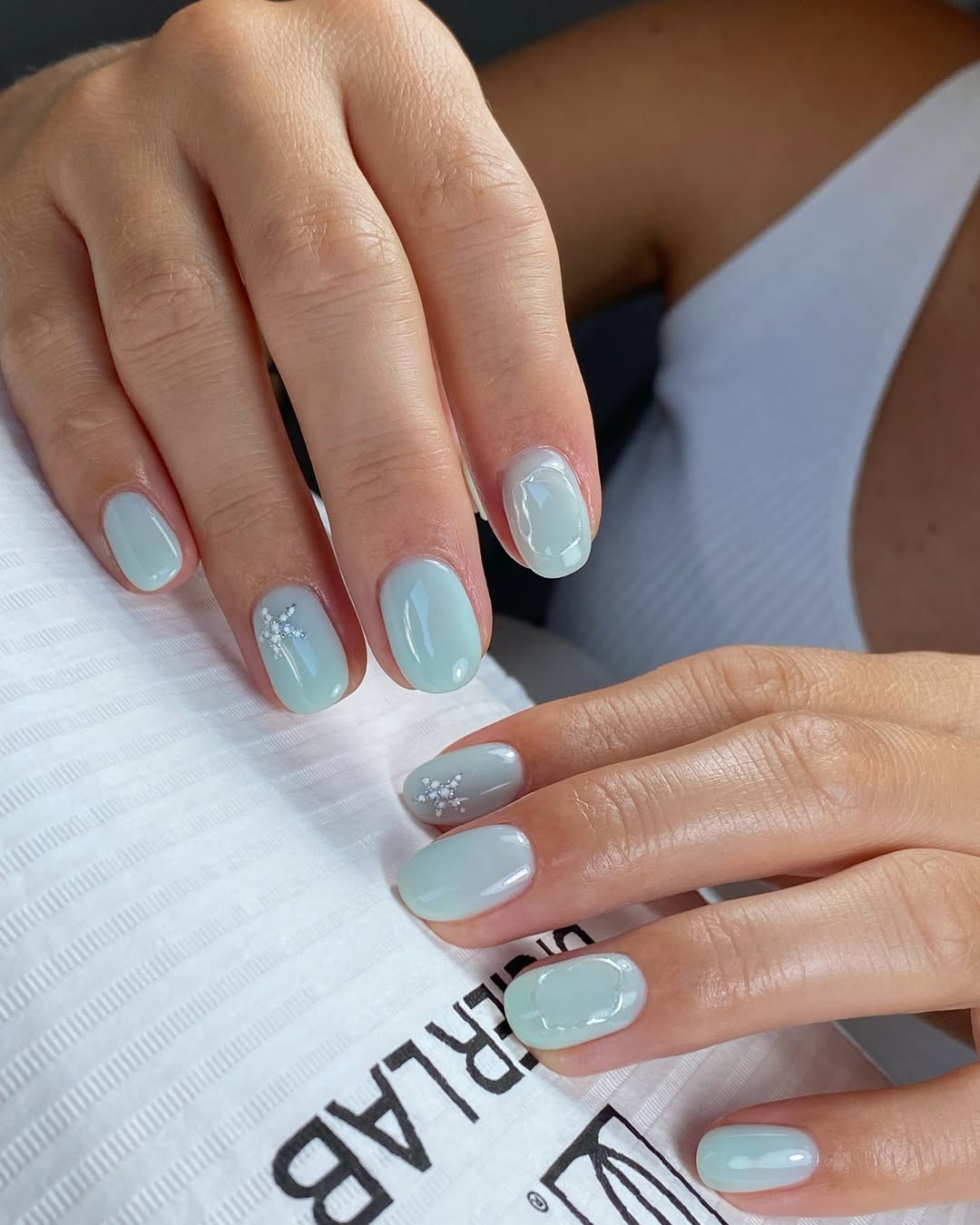 Gēla laka, Rubber base coat, soft mint, 10ml Bez HEMA&TPO