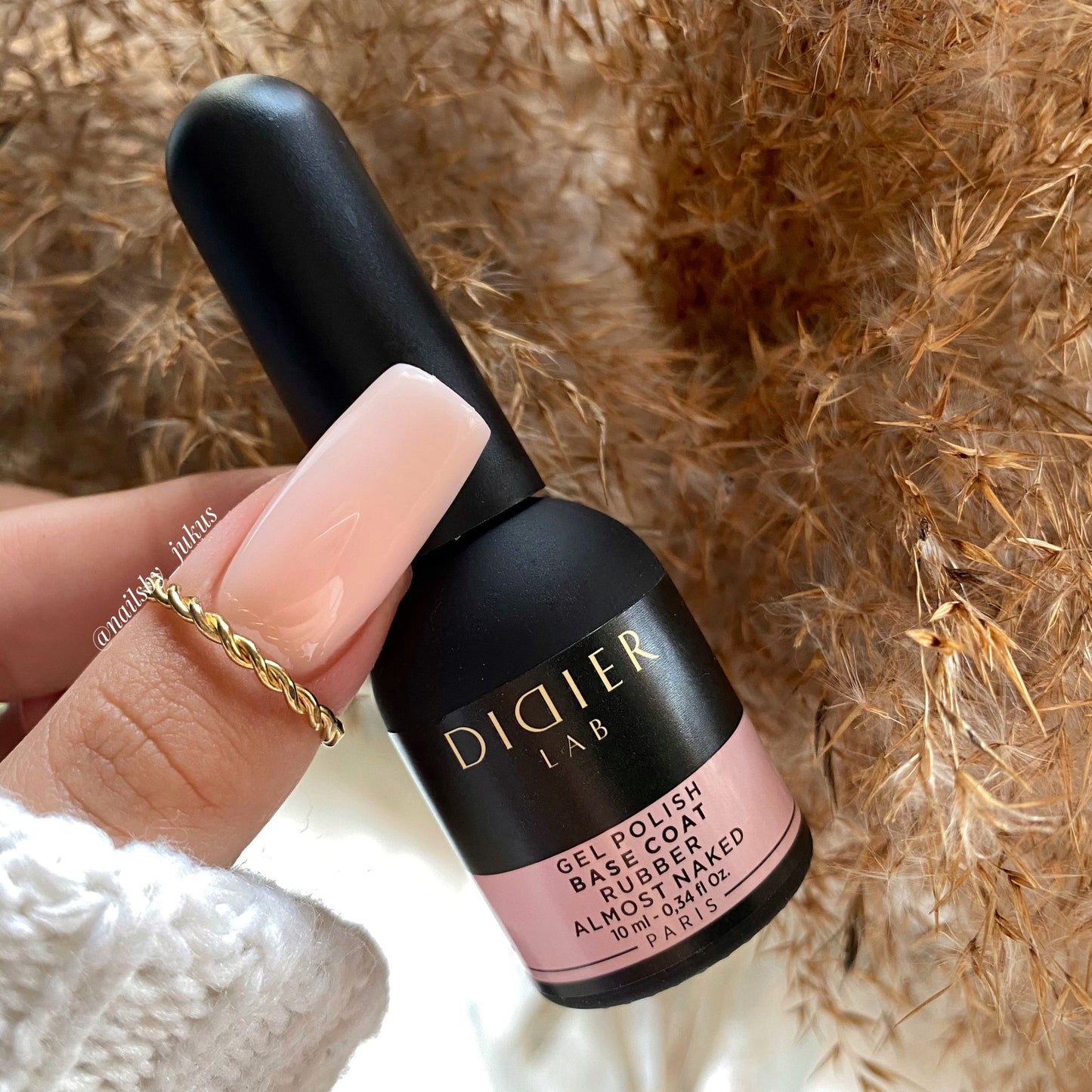 Gēla lakas Rubber base coat almost naked 10ml