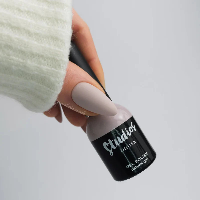 Gēla laka Studios Didier natural girl 8ml Bez HEMA